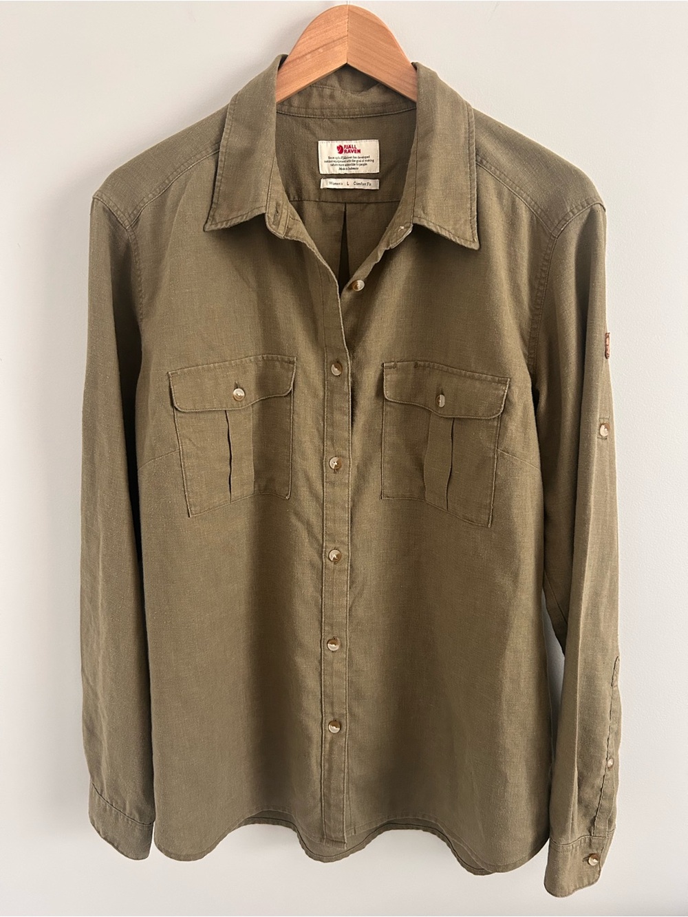 Fjallraven ÖVIK Long Sleeved Travel Shirt, Khaki Green, Size Large